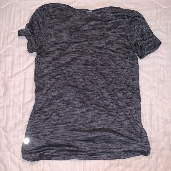 Lululemon workout shirt - Picture 2 of 3